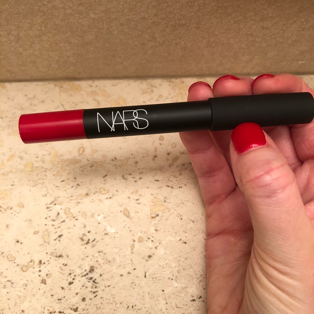 NARS velvet matte lip pencil Dragon Girl